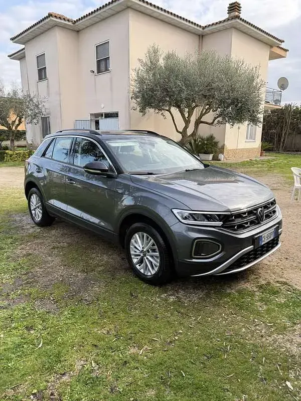 Usata VW T-Roc Style 150 CV (110 kW) 2024 SUV