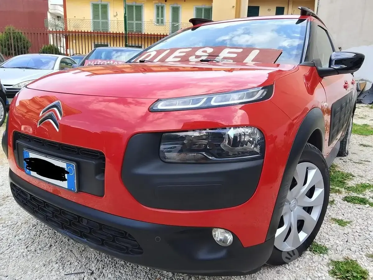 Usata Citroën C4 Cactus 99 CV (72 kW) 2015 Rosso Utilitaria