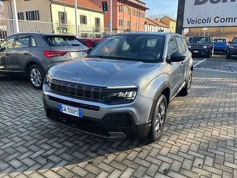 Grigio Usata 2024 Jeep Avenger Longitude SUV | 23.990 € (Buon prezzo) - Immagine 1/4
