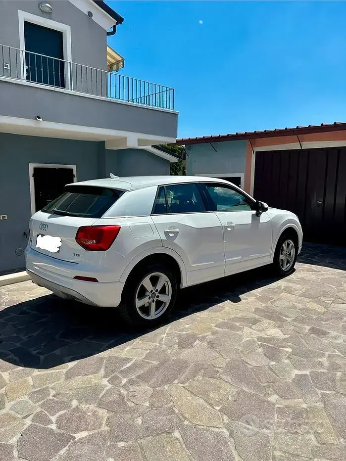 Usata Audi Q2 Sport 116 CV (85 kW) 2017 Bianco SUV