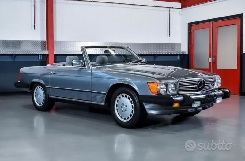 Usata Mercedes 560 1987 Grigio Cabrio