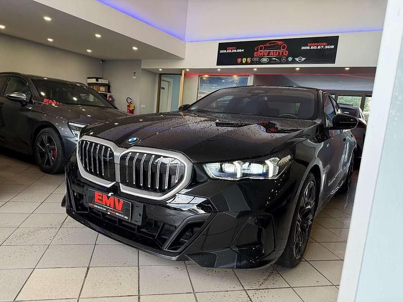 Usata BMW 520 M Sport 197 CV (144 kW) 2025 Nero Berlina