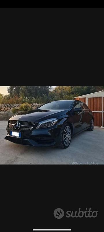 Usata Mercedes A200 156 CV (114 kW) 2019 Nero Utilitaria