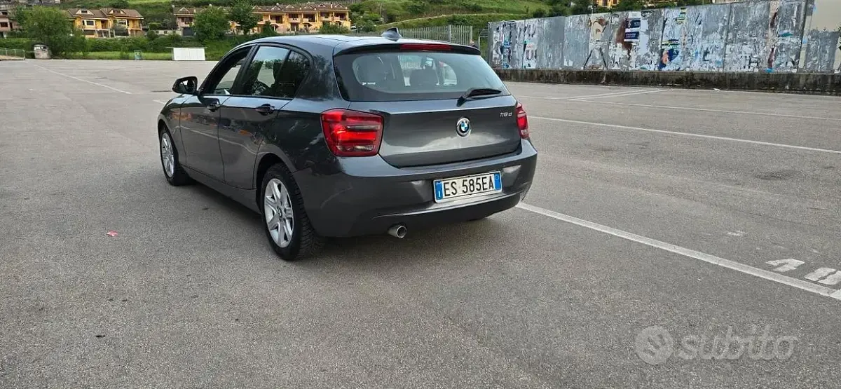 Usata BMW 118 143 CV (105 kW) 2013 Grigio Utilitaria