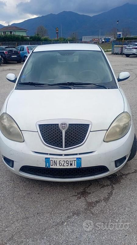 Usata Lancia Ypsilon 2008 Bianco Utilitaria