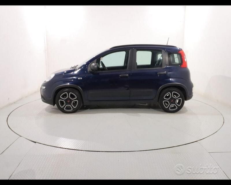 Usata Fiat Panda City Life 70 CV (51 kW) 2021 Blu Utilitaria