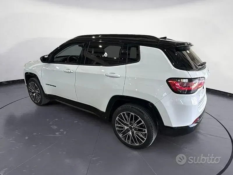 Usata Jeep Compass Summit 130 CV (95 kW) 2025 Bianco SUV