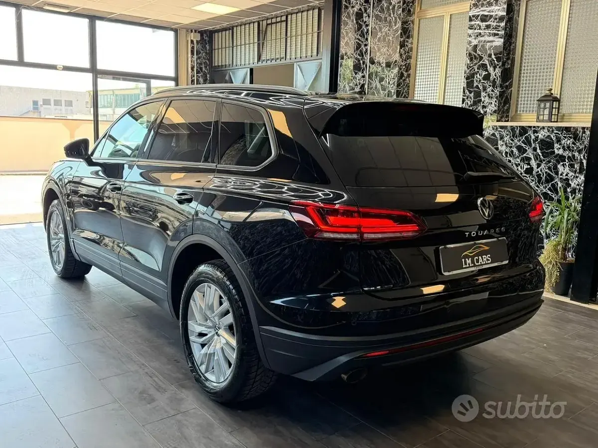 Usado VW Touareg Style 231 HP (169 kW) 2021 Preto SUV