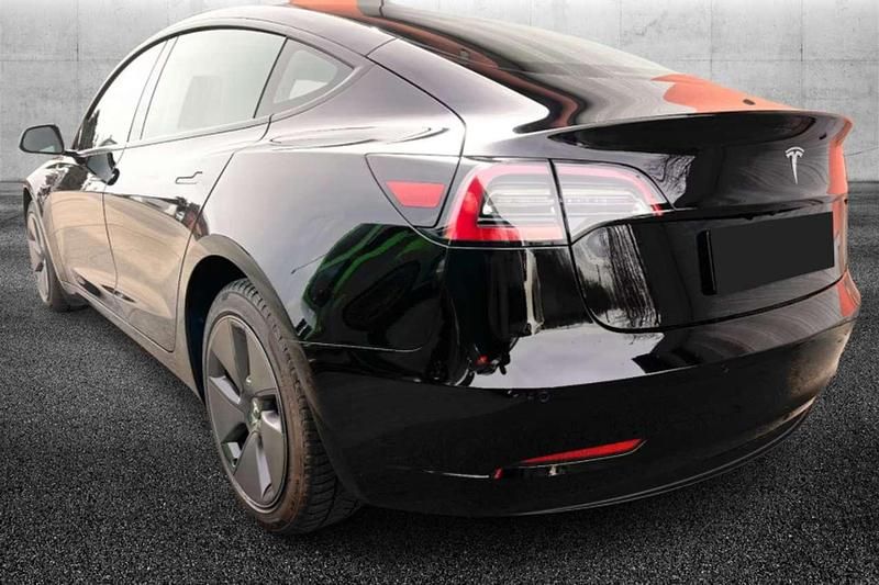 Usata Tesla Model 3 RWD 208 kW (283 CV) 2021 Nero Berlina