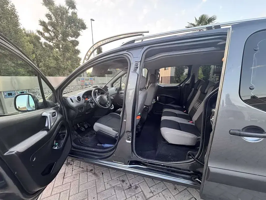 Usata Citroën Berlingo Feel 99 CV (72 kW) 2015 Grigio Monovolume