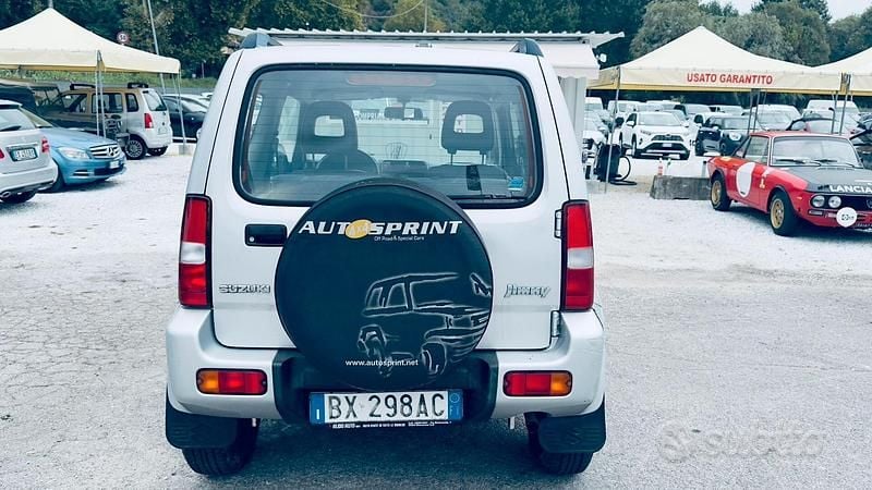 Usata Suzuki Jimny 82 CV (60 kW) 2002 Grigio SUV