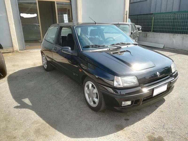 Usata Renault Clio 1995 Nero Utilitaria