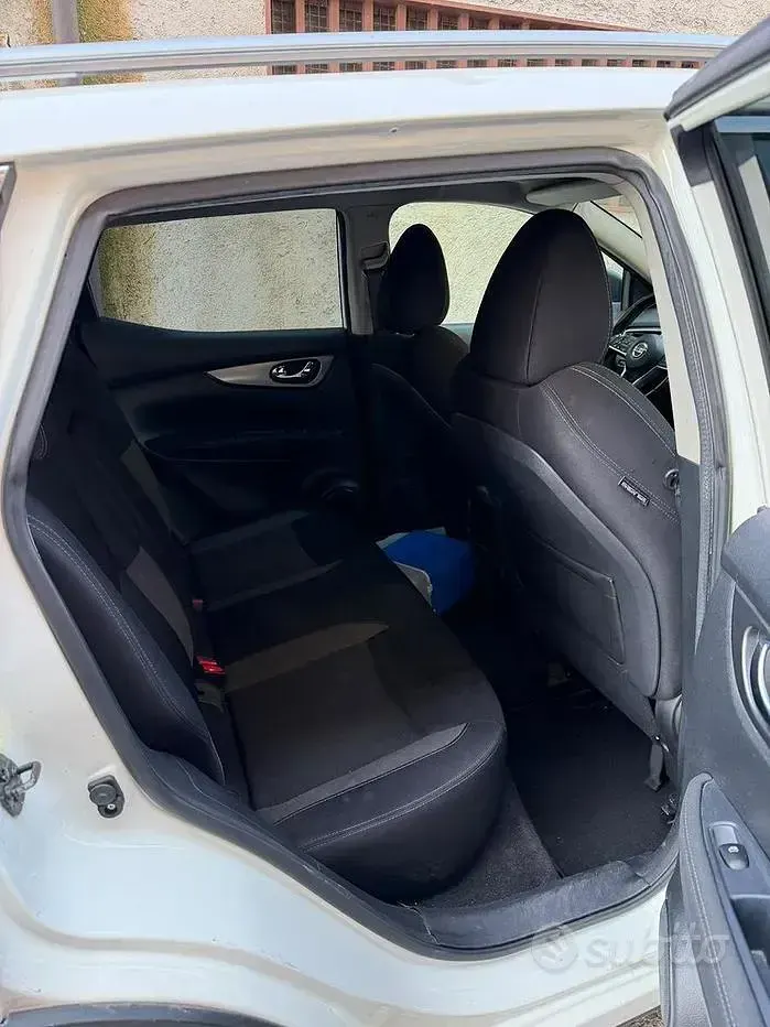 Usata Nissan Qashqai 110 CV (80 kW) 2018 Bianco SUV