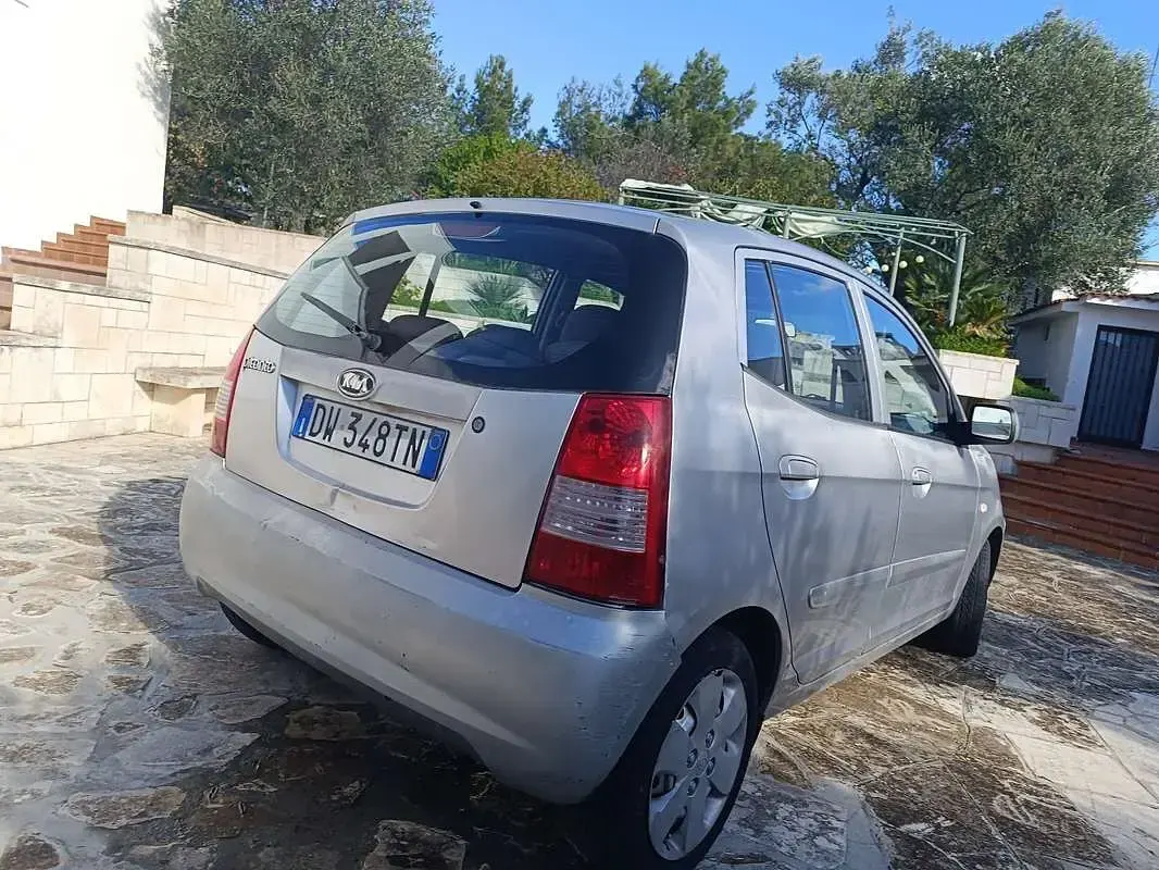 Gebraucht Kia Picanto EX 65 PS (47 kW) 2005 Silber Kleinwagen