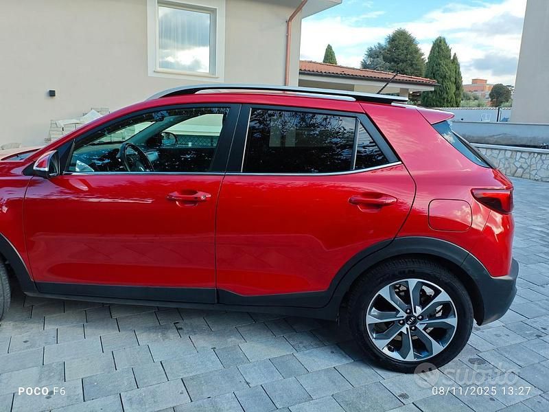 Usata Kia Stonic 120 CV (88 kW) 2018 Rosso SUV