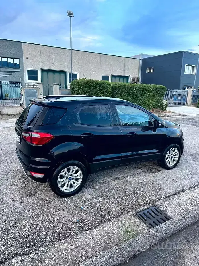 Usata Ford Ecosport 110 CV (80 kW) 2016 Nero SUV