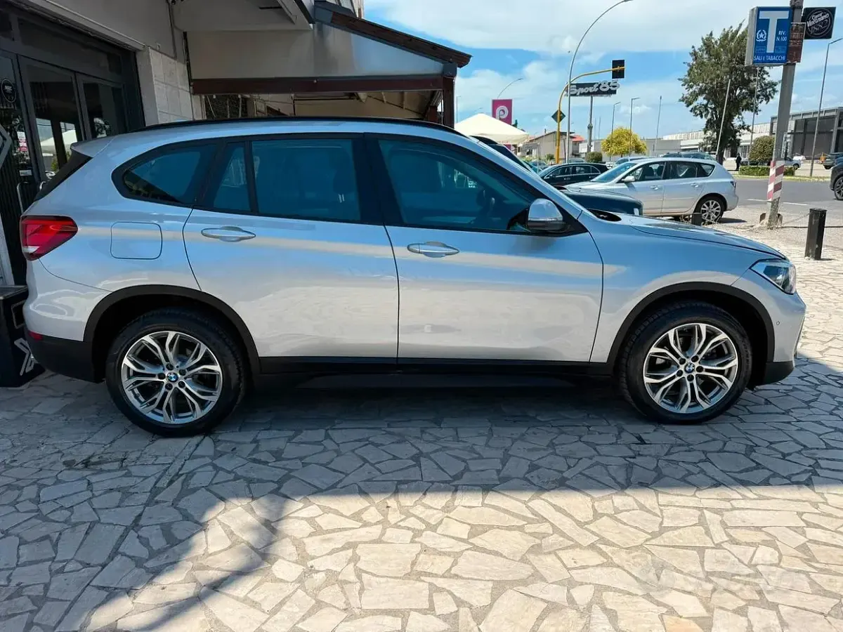 Usata BMW X1 Sport Line 150 CV (110 kW) 2020 Grigio SUV