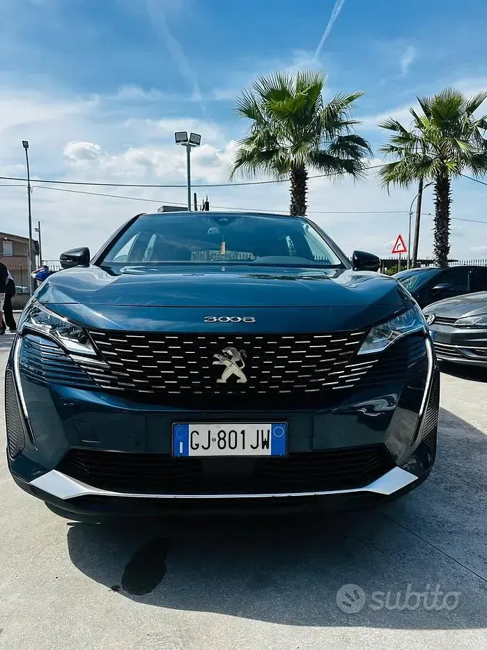 Usata Peugeot 3008 Allure 131 CV (96 kW) 2022 Blu SUV