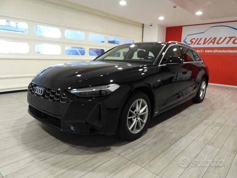 Nuova Audi A5 Business 150 CV (110 kW) 2025 Bianco arkona Coupé