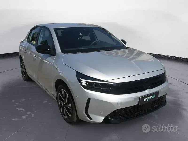 Usata Opel Corsa 101 CV (74 kW) 2025 Grigio Utilitaria