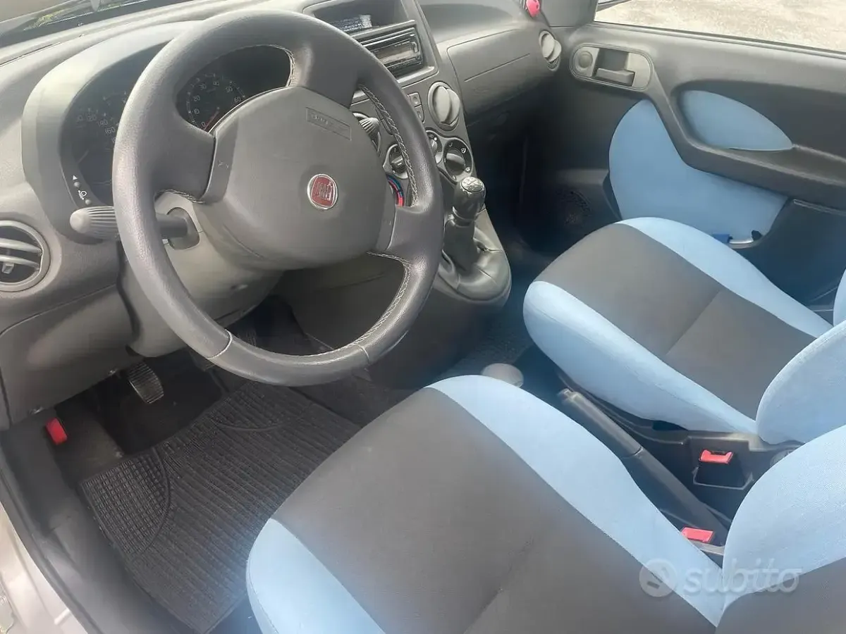 Usata Fiat Panda 4x4 69 CV (50 kW) 2007 Grigio Utilitaria