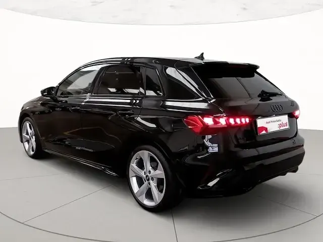 Usata Audi A3 S-Line 150 CV (110 kW) 2025 Nero mito metallizzato Berlina