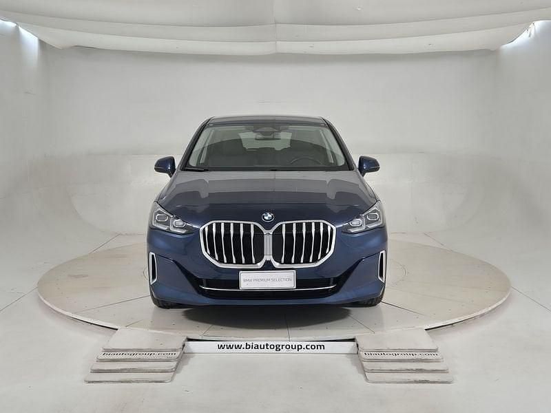 Usata BMW 218 Luxury Line 150 CV (110 kW) 2023 Blu Station wagon