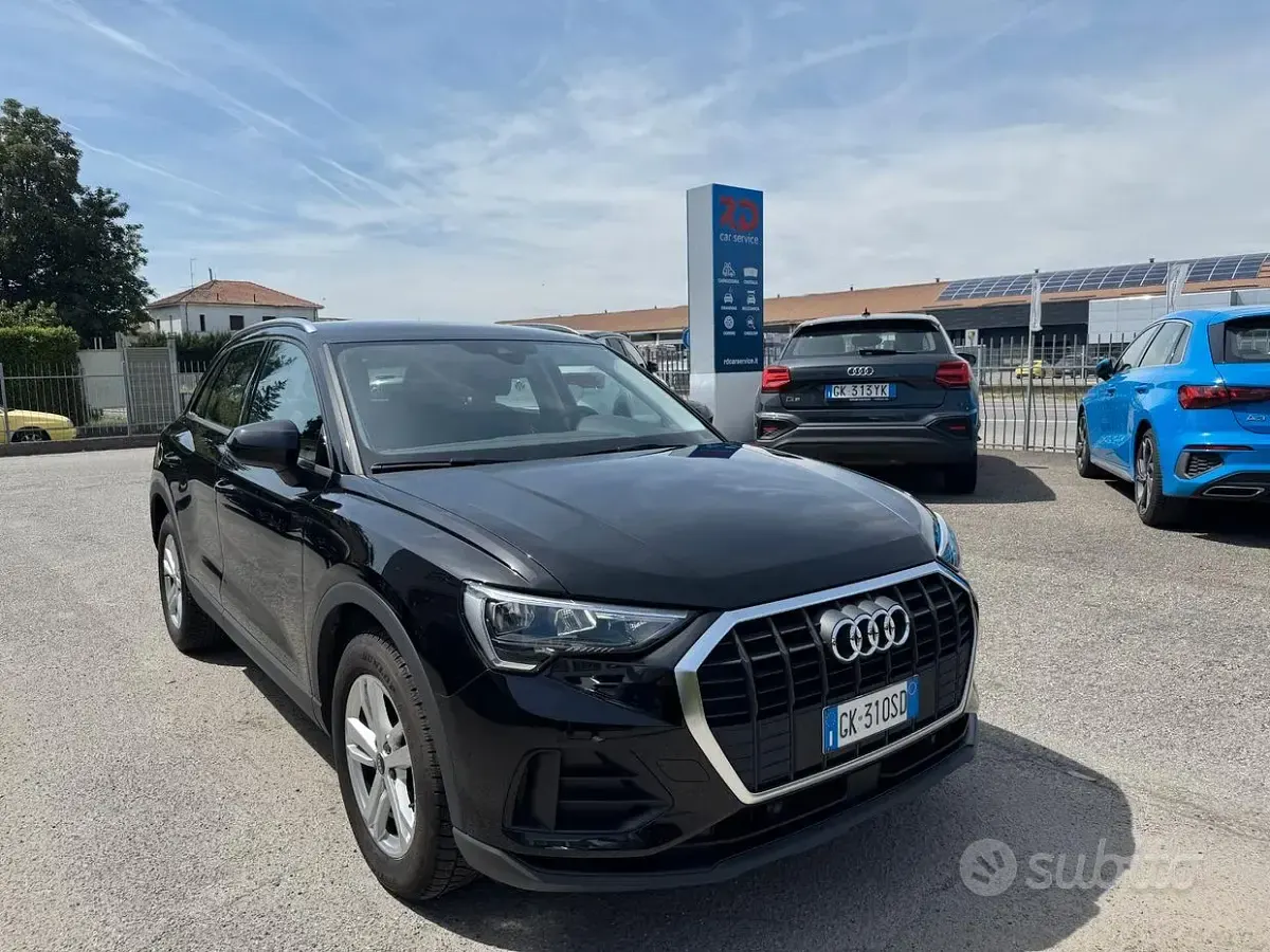 Usata Audi Q3 Ambiente 150 CV (110 kW) 2022 Nero mito metallizzato SUV