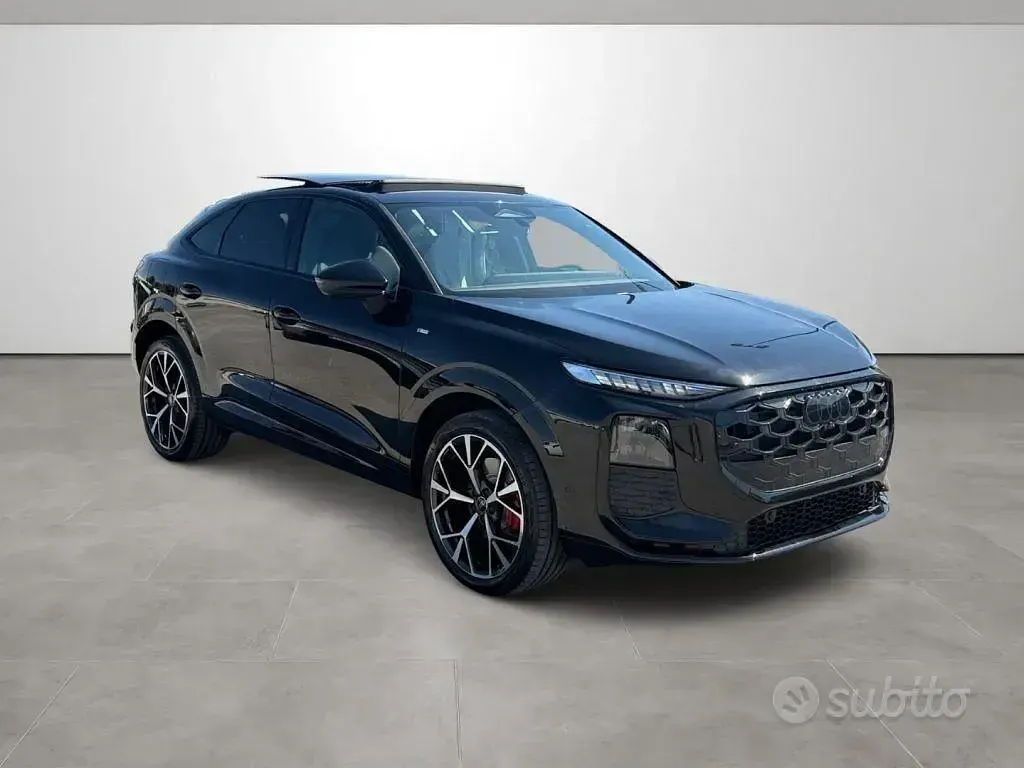 Nuova Audi Q3 S-Line 150 CV (110 kW) 2026 SUV