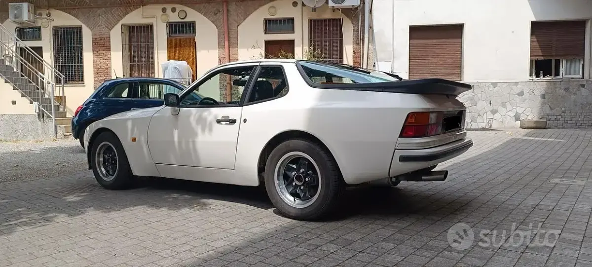 Usata Porsche 944 163 CV (119 kW) 1984 Bianco Coupé
