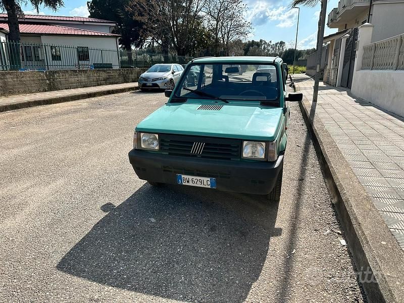 Usata Fiat Panda 54 CV (39 kW) 2001 Verde Utilitaria