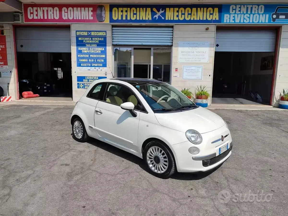 Usata Fiat 500 Lounge 69 CV (50 kW) 2011 Berlina