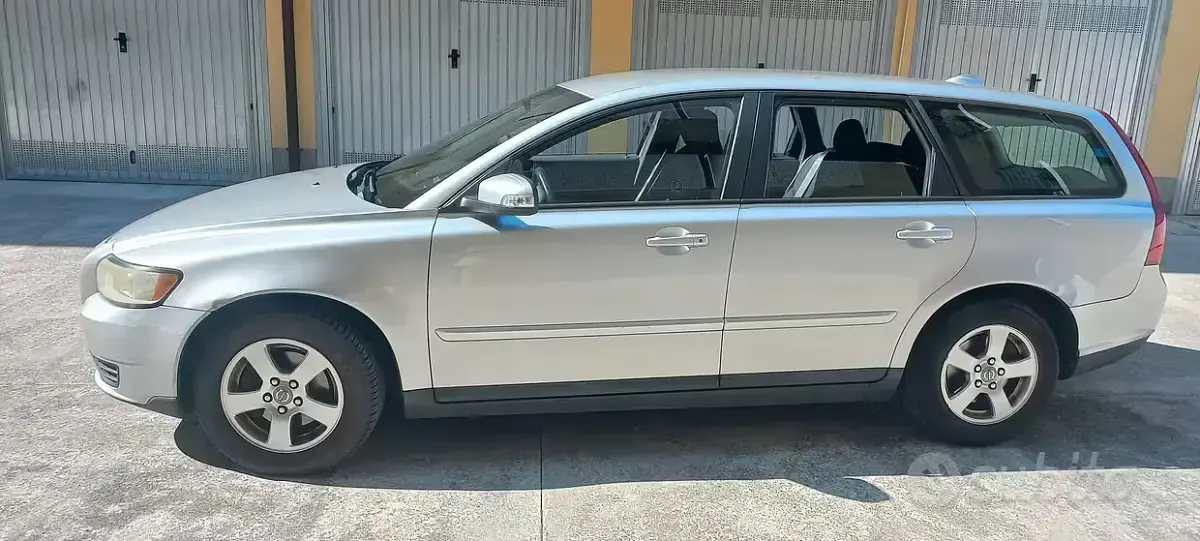 Usata Volvo V50 2008 Grigio Station wagon