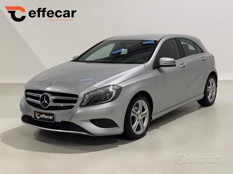 Grigio Usata 2014 Mercedes A200 Premium Tre volumi | 10.600 € (Super prezzo) - Immagine 1/4