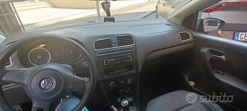 Usata VW Polo 90 CV (66 kW) 2010 Nero Utilitaria