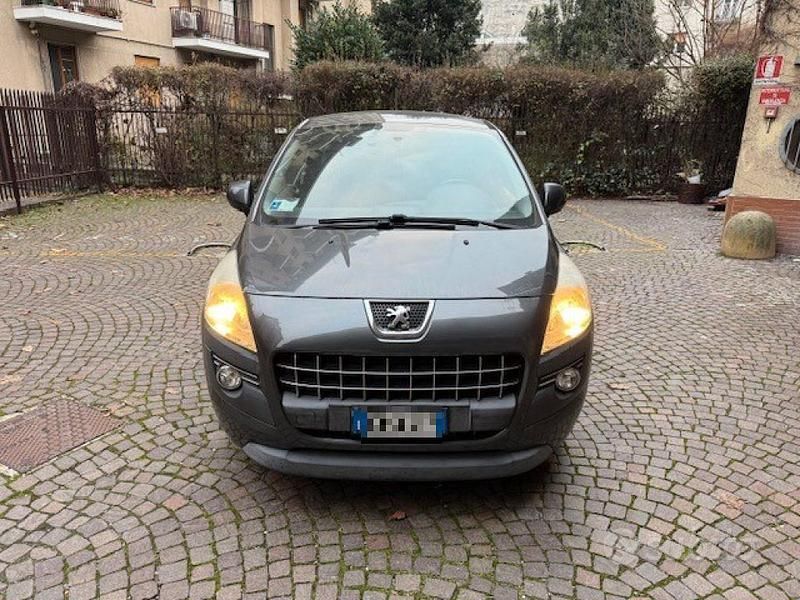 Usata Peugeot 3008 Premium 120 CV (88 kW) 2010 Grigio SUV
