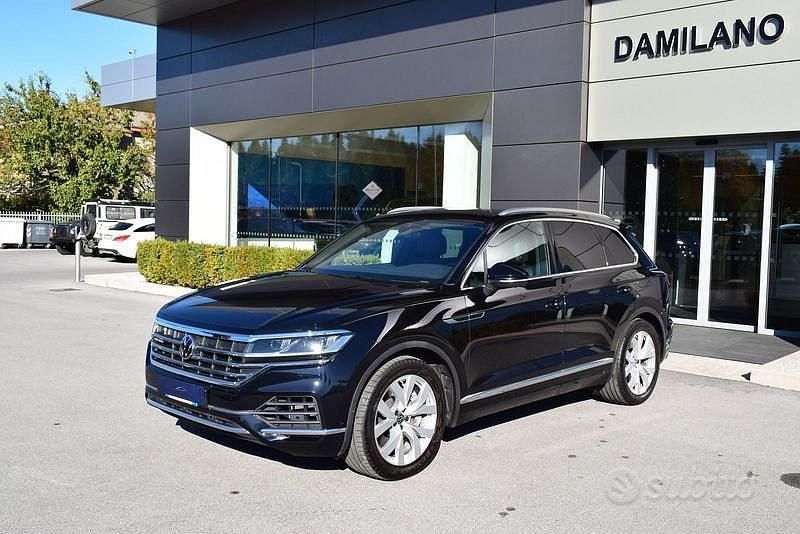 Nero Usata 2021 VW Touareg SUV | 30.000 € - Immagine 1/4