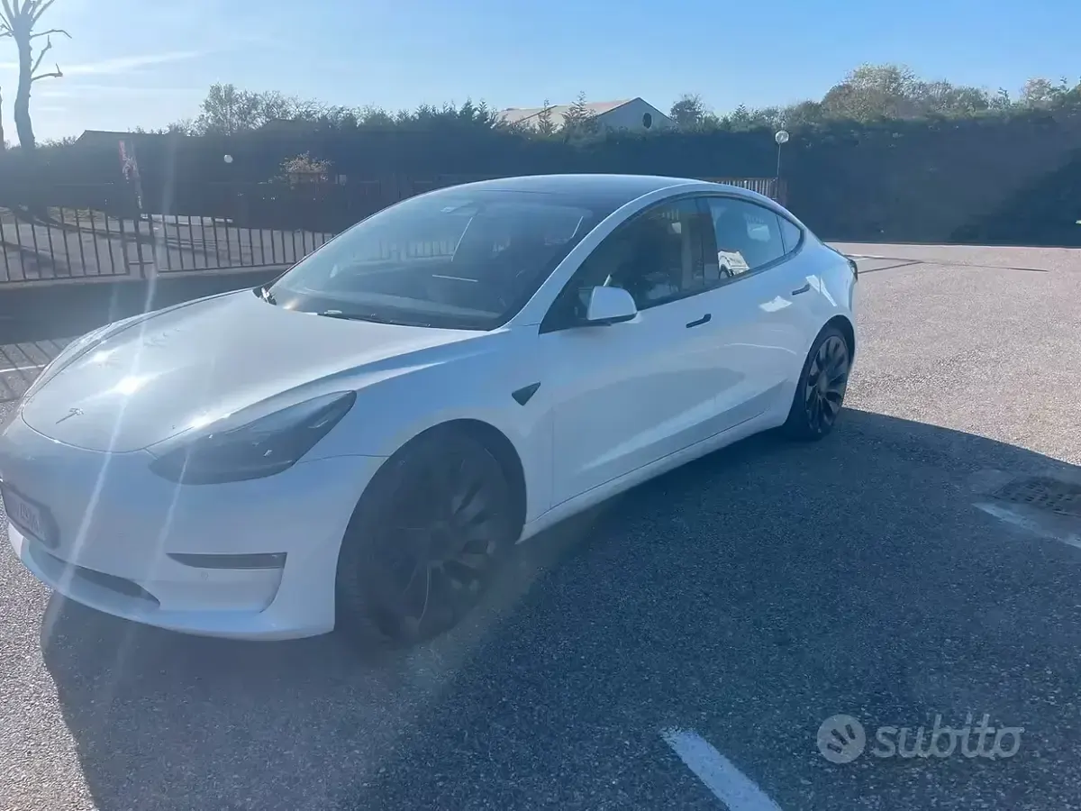 Usata Tesla Model 3 Performance 155 kW (211 CV) 2022 Berlina
