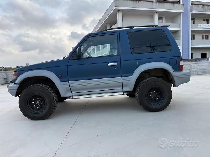 Usata Mitsubishi Pajero 125 CV (91 kW) 1997 SUV
