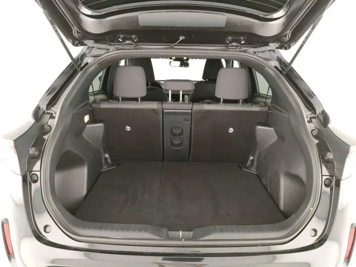 Usata Toyota Yaris Cross Trend 116 CV (85 kW) 2023 Nero SUV