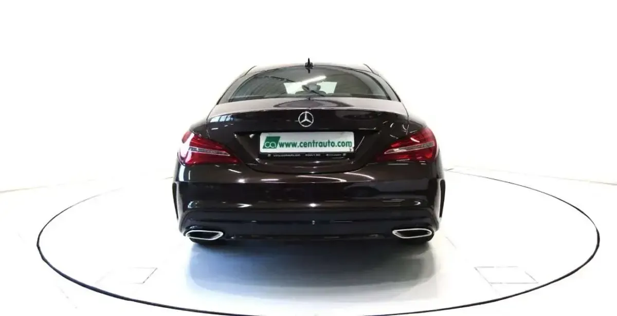 Usata Mercedes CLA220 177 CV (130 kW) 2017 Marrone Coupé