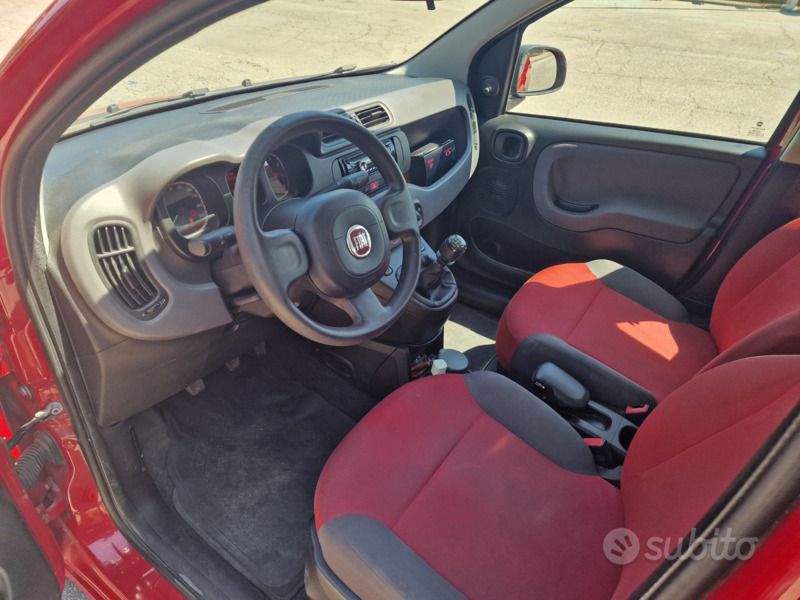 Usata Fiat Panda 80 CV (58 kW) 2013 Rosso Utilitaria