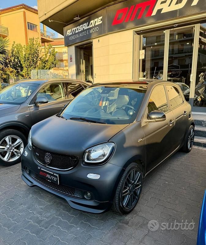 Arancione Usata 2017 Smart ForFour Brabus Due volumi | 16.990 € (Cara) - Immagine 1/4