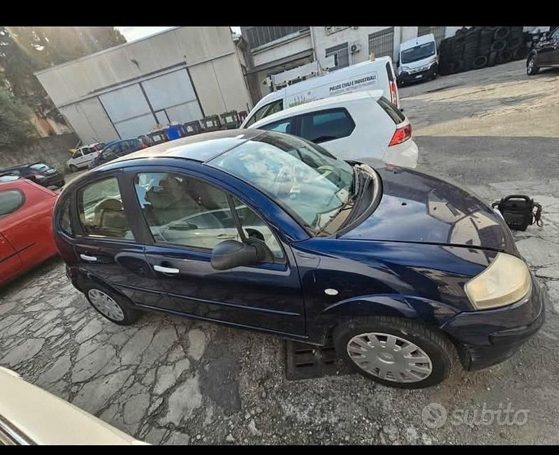 Usata Citroën C3 109 CV (80 kW) 2004 Blu Berlina