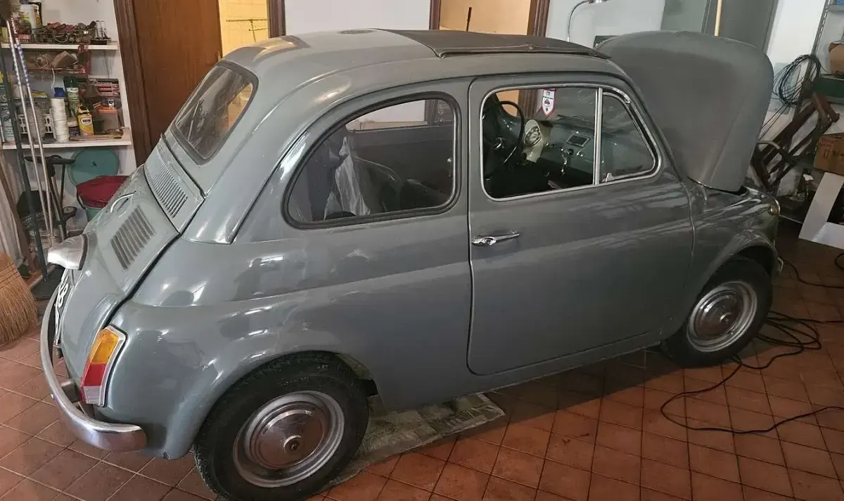 Usata Fiat 500 18 CV (13 kW) 1965 Grigio Utilitaria