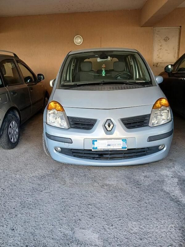 Usata Renault Modus 2005 Grigio Monovolume
