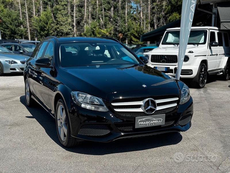 Usata Mercedes C180 Exclusive 116 CV (85 kW) 2016 Nero Station wagon