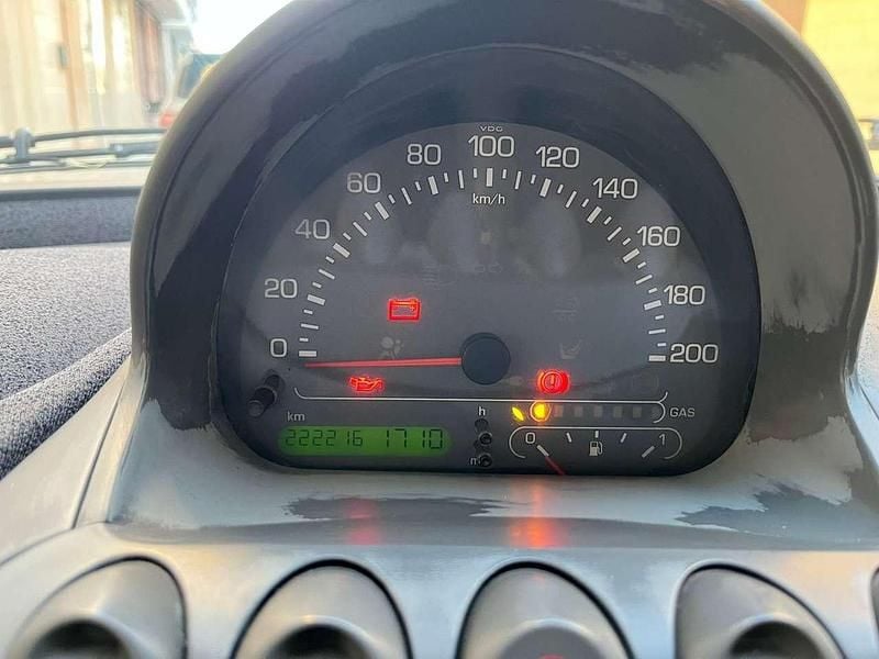 Usata Fiat Multipla 103 CV (75 kW) 2000 Blu/azzurro Monovolume