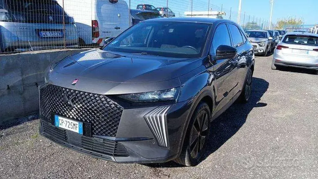 Usata DS Automobiles DS7 Crossback Performance 131 CV (96 kW) 2023 Grigio SUV