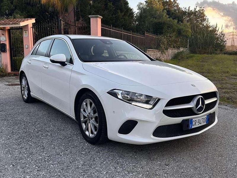 Usata Mercedes A160 Business 95 CV (69 kW) 2019 Bianco Berlina